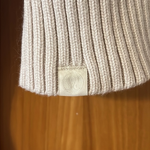 Lululemon Sweater - Picture 3 of 6